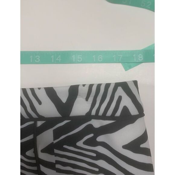 Calvin Klein Patterned Skirt - Picture 5 of 7